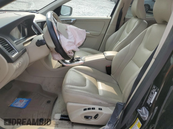 2016 Volvo XC60 T5 Premier с VIN YV4612RK0G2832277, выставлен на аукционе Copart как лот 57778135 с пробегом Не указан миль и Чистый • Clean title. История ставок и продаж доступна на DreamBid. Изображение 7.