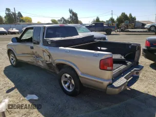 1999 GMC Sonoma SLS with VIN 1GTCS19X0X8530851, listed as a Copart auction lot 69718564 with 0 mi miles and Salvage Title. Bid and sale history available at carsss.com. Image 2.