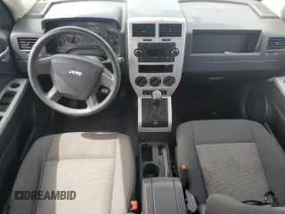 2008 Jeep Patriot Sport z VIN 1J8FT28W18D711466, wystawiony jako Copart lot #53523135 z przebiegiem 179 112 mil mil oraz Szkoda całkowita • Salvage title. Historia ofert i sprzedaży dostępna na DreamBid. Obrazek 8.