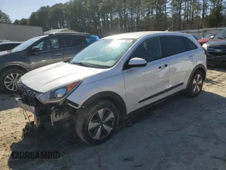 2017 Kia Niro LX with VIN KNDCB3LC8H5048892, listed as a Copart auction lot 50277875 with 247,155 mi miles and Salvage Title. Bid and sale history available at carsss.com. Image 1.
