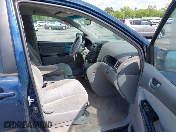 2005 Toyota Sienna CE with VIN 5TDZA23C65S290321, listed as a IAAI auction lot 42006996 with 161,256 mi miles. Bid and sale history available at carsss.com. Image 5.