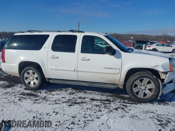 2007 GMC Yukon XL SLT with VIN 1GKFK16397J206390, listed as a IAAI auction lot 41358459 with 237,984 mi miles. Bid and sale history available at carsss.com. Image 13.