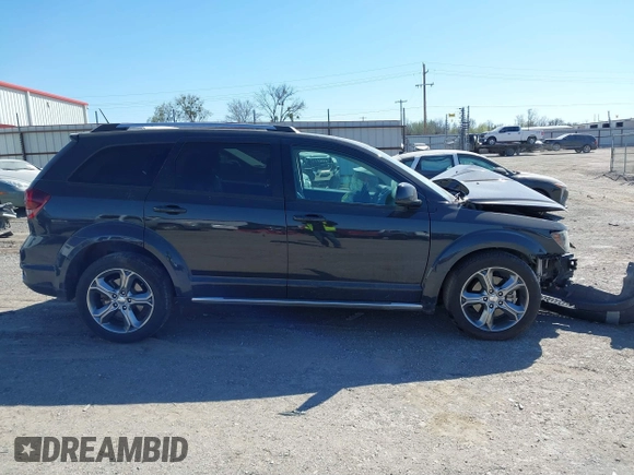 2017 Dodge Journey Crossroad Plus with VIN 3C4PDCGG7HT613495, listed as a IAAI auction lot 41841392 with Not provided miles and . Bid and sale history available at DreamBid. Image 12.