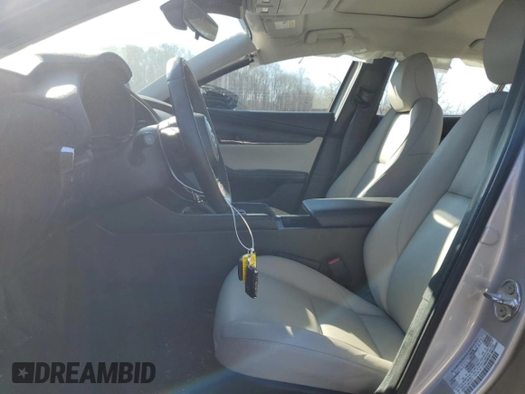 2022 Mazda 3 Carbon Edition with VIN 3MZBPACL0NM318377, listed as a Copart auction lot 50489375 with 47,326 mi miles and Salvage title. Bid and sale history available at DreamBid. Image 7.