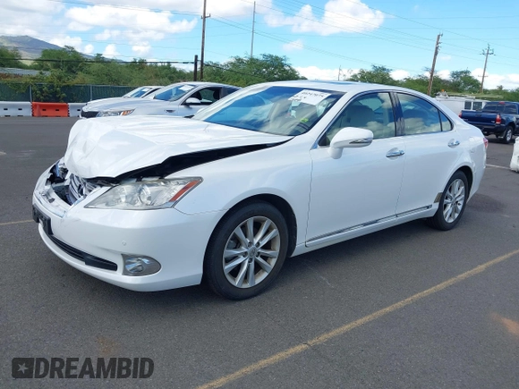 2011 Lexus ES 330 with VIN JTHBK1EG9B2418495, listed as a IAAI auction lot 40247075 with 14,891 mi miles and . Bid and sale history available at carsss.com. Image 2.