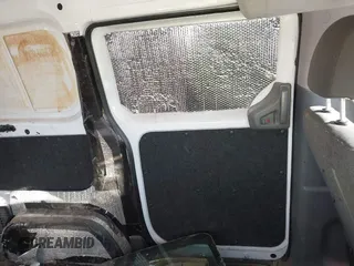 2017 Nissan NV200 S z VIN 3N6CM0KN2HK712280, wystawiony jako IAAI lot #41211228 z przebiegiem 153 840 mil mil oraz . Historia ofert i sprzedaży dostępna na DreamBid. Obrazek 8.