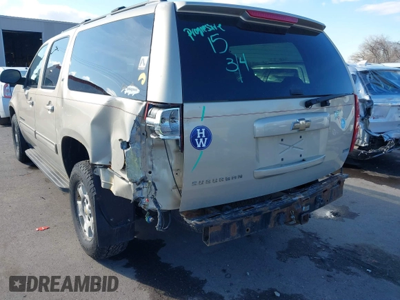 2010 Chevrolet Suburban LT z VIN 1GNUKJE35AR260614, wystawiony jako IAAI lot #41835589 z przebiegiem 225 255 mil mil oraz . Historia ofert i sprzedaży dostępna na DreamBid. Obrazek 6.