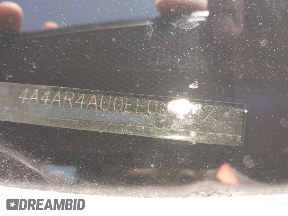 2014 Mitsubishi Outlander SE z VIN 4A4AR4AU0EE031142, wystawiony jako IAAI lot #41859365 z przebiegiem 284 006 mil mil oraz . Historia ofert i sprzedaży dostępna na DreamBid. Obrazek 9.