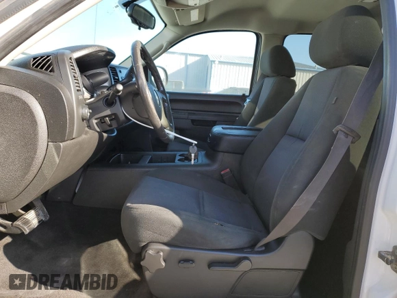 2011 Chevrolet Silverado 1500 LT with VIN 3GCPCSE00BG401721, listed as a Copart auction lot 49894175 with 160,738 mi miles and Clean Title. Bid and sale history available at DreamBid. Image 7.