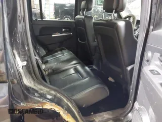 2010 Jeep Liberty Limited with VIN 1J4PN5GK8AW122814, listed as a IAAI auction lot 41619678 with 264,568 mi miles. Bid and sale history available at carsss.com. Image 8.