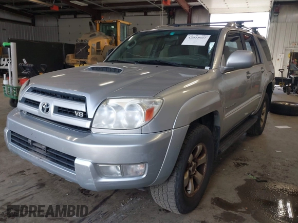2005 Toyota 4Runner SR5 with VIN JTEBT14R858025666, listed as a IAAI auction lot 42022937 with 302,497 mi miles and . Bid and sale history available at DreamBid. Image 2.