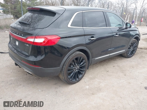 2016 Lincoln MKX Reserve with VIN 2LMTJ8LP0GBL31400, listed as a IAAI auction lot 42073406 with 136,551 mi miles. Bid and sale history available at carsss.com. Image 4.