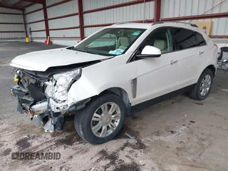 2015 Cadillac SRX Luxury Collection with VIN 3GYFNEE30FS567431, listed as a IAAI auction lot 42118084 with 140,778 mi miles. Bid and sale history available at carsss.com. Image 2.