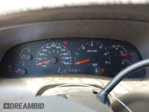 2004 Ford Excursion Special Serv с VIN 1FMNU41L04ED59282, выставлен на аукционе IAAI как лот 42052784 с пробегом 212 116 миль миль и . История ставок и продаж доступна на DreamBid. Изображение 7.