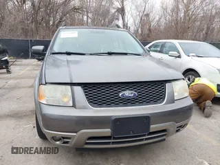 2006 Ford Freestyle SEL with VIN 1FMZK02196GA12022, listed as a IAAI auction lot 41538380 with 127,703 mi miles. Bid and sale history available at carsss.com. Image 6.