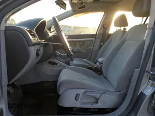2008 Volkswagen Rabbit S with VIN WVWCA71K18W062471, listed as a Copart auction lot 82441134 with 215,703 mi miles and Salvage Title. Bid and sale history available at carsss.com. Image 7.