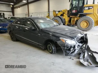 2015 Mercedes-Benz E 400 with VIN WDDKJ6FB8FF307087, listed as a Copart auction lot 59617864 with 147,166 mi miles and Salvage title. Bid and sale history available at DreamBid. Image 4.