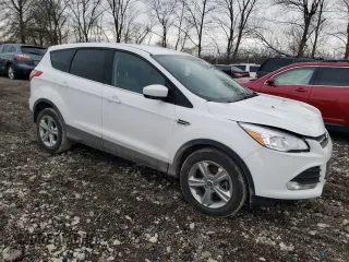 2014 Ford Escape SE with VIN 1FMCU9GX0EUB43986, listed as a Copart auction lot 47384795 with 46,573 mi miles and Clean Title. Bid and sale history available at carsss.com. Image 4.