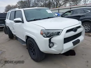 2014 Toyota 4Runner SR5 z VIN JTEZU5JR1E5080209, wystawiony jako IAAI lot #41689909 z przebiegiem 139 399 mil mil oraz . Historia ofert i sprzedaży dostępna na DreamBid. Obrazek 1.