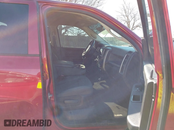 2015 Ram 1500 Tradesman z VIN 1C6RR7FT7FS504086, wystawiony jako IAAI lot #41664381 z przebiegiem 133 131 mil mil oraz . Historia ofert i sprzedaży dostępna na DreamBid. Obrazek 5.
