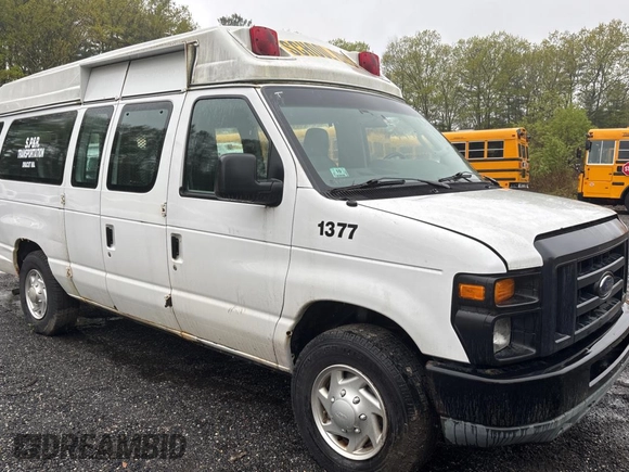 2013 Ford Econoline Cargo Commercial with VIN 1FTNS2EW8DDB04338, listed as a Copart auction lot 56190265 with 162,386 mi miles and Clean title. Bid and sale history available at DreamBid. Image 1.