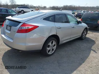 2012 Honda Crosstour EX-L with VIN 5J6TF2H55CL007949, listed as a IAAI auction lot 41790701 with 197,648 mi miles. Bid and sale history available at carsss.com. Image 4.