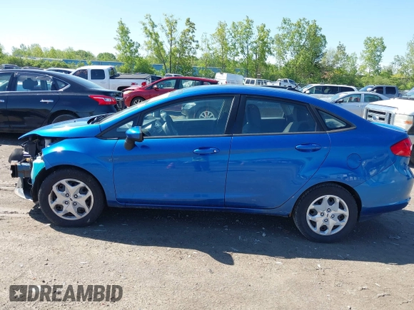2011 Ford Fiesta SE z VIN 3FADP4BJXBM175601, wystawiony jako IAAI lot #42282031 z przebiegiem 157 658 mil mil oraz . Historia ofert i sprzedaży dostępna na DreamBid. Obrazek 15.