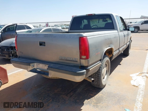 1998 Chevrolet Silverado 1500 with VIN 2GCEK19R4W1134434, listed as a IAAI auction lot 42170893 with 112,551 mi miles and . Bid and sale history available at DreamBid. Image 4.