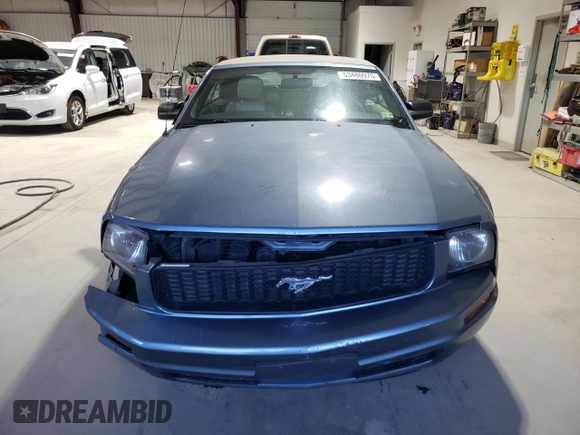 2005 Ford Mustang Deluxe with VIN 1ZVFT84N955258739, listed as a Copart auction lot 53480975 with 154,945 mi miles and Salvage Title. Bid and sale history available at carsss.com. Image 5.
