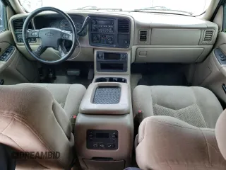 2005 Chevrolet Suburban LS with VIN 3GNEC16Z55G259666, listed as a Copart auction lot 49884865 with 229,651 mi miles and Clean title. Bid and sale history available at DreamBid. Image 8.