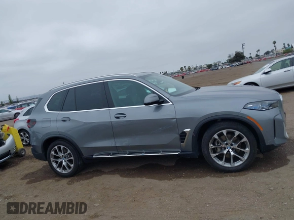 2024 BMW X5 xDrive40i with VIN 5UX23EU08R9U20717, listed as a IAAI auction lot 42392632 with 42,085 mi miles and . Bid and sale history available at DreamBid. Image 13.