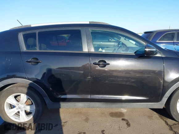 2012 Kia Sportage LX z VIN KNDPB3A28C7260006, wystawiony jako IAAI lot #42604839 z przebiegiem 171 424 mil mil oraz . Historia ofert i sprzedaży dostępna na DreamBid. Obrazek 13.