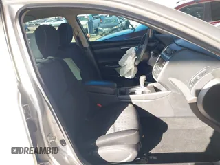 2016 Nissan Altima S with VIN 1N4AL3APXGN341269, listed as a IAAI auction lot 41974029 with 122,386 mi miles and . Bid and sale history available at DreamBid. Image 5.