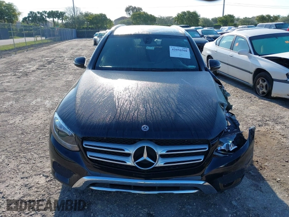 2018 Mercedes-Benz GLC 300 z VIN WDC0G4JB0JV029239, wystawiony jako IAAI lot #42050508 z przebiegiem 94 463 mil mil oraz . Historia ofert i sprzedaży dostępna na DreamBid. Obrazek 12.