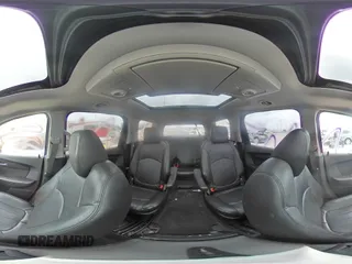 2012 GMC Acadia Denali z VIN 1GKKVTED7CJ130125, wystawiony jako Copart lot #64950755 z przebiegiem Nie podano mil oraz Szkoda całkowita • Salvage title. Historia ofert i sprzedaży dostępna na DreamBid. Obrazek 15.
