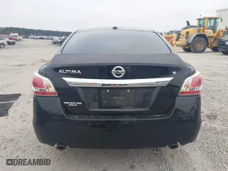 2015 Nissan Altima 2.5 with VIN 1N4AL3AP0FC414000, listed as a IAAI auction lot 41521490 with 178,175 mi miles. Bid and sale history available at carsss.com. Image 16.