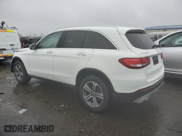 2019 Mercedes-Benz GLC with VIN WDC0G4KB4KV131837, listed as a Copart auction lot 70310052 with 64,571 mi miles. Bid and sale history available at carsss.com. Image 2.