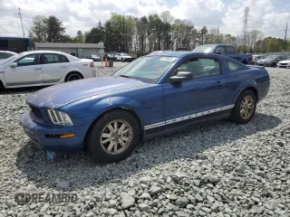 2008 Ford Mustang Deluxe with VIN 1ZVHT80N485138768, listed as a Copart auction lot 51858455 with 100,397 mi miles and Clean Title. Bid and sale history available at carsss.com. Image 1.
