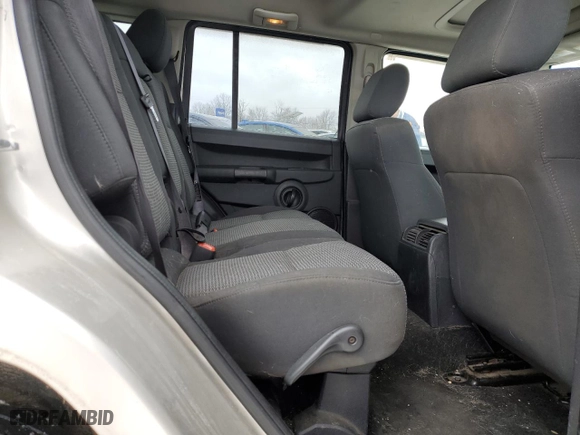 2008 Jeep Commander Sport with VIN 1J8HG48K88C107537, listed as a Copart auction lot 46250125 with 186,576 mi miles and Salvage Title. Bid and sale history available at carsss.com. Image 10.