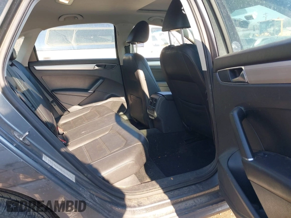 2019 Volkswagen Passat 2.0T Wolfsburg Edition with VIN 1VWLA7A37KC012589, listed as a IAAI auction lot 41394161 with 97,652 mi miles. Bid and sale history available at carsss.com. Image 8.