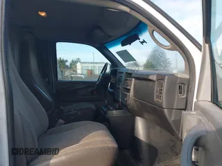 2014 Chevrolet Express Cargo Van with VIN 1GCWGFBA3E1122402, listed as a IAAI auction lot 41795180 with 1 mi miles. Bid and sale history available at carsss.com. Image 5.