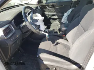 2020 Kia Sorento L with VIN 5XYPG4A32LG683828, listed as a Copart auction lot 48512045 with 86,422 mi miles and Salvage Title. Bid and sale history available at DreamBid. Image 7.