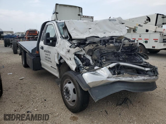 2020 Ford F-550 XL z VIN 1FDUF5GT6LDA02857, wystawiony jako Copart lot #66393634 z przebiegiem Nie podano mil oraz Nie do naprawy. Historia ofert i sprzedaży dostępna na DreamBid. Obrazek 9.