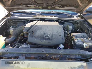 2006 Toyota Tacoma with VIN 5TEUU42N26Z302324, listed as a IAAI auction lot 41931925 with 267,743 mi miles. Bid and sale history available at carsss.com. Image 10.