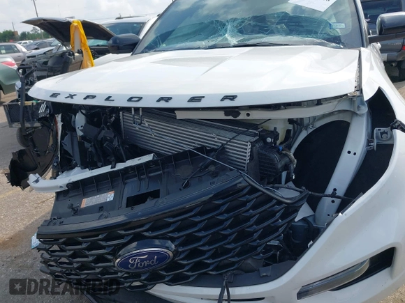 2023 Ford Explorer ST-Line z VIN 1FMSK7KH3PGA99652, wystawiony jako IAAI lot #42109418 z przebiegiem 30 380 mil mil oraz . Historia ofert i sprzedaży dostępna na DreamBid. Obrazek 6.