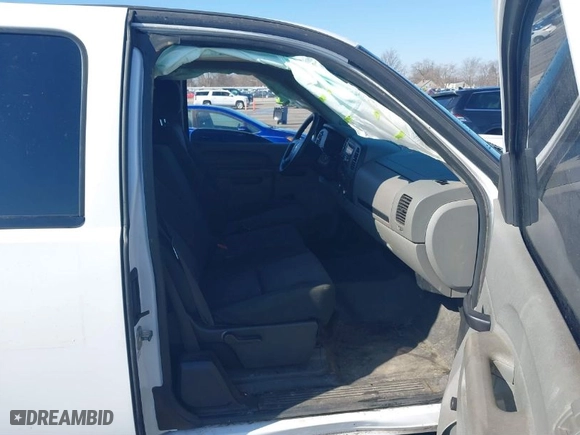 2012 Chevrolet Silverado 1500 Work Truck with VIN 1GCRCPEX5CZ247060, listed as a IAAI auction lot 41650364 with 175,587 mi miles. Bid and sale history available at carsss.com. Image 5.