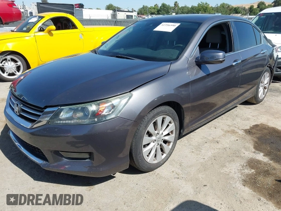 2015 Honda Accord EX-L с VIN 1HGCR2F87FA096273, выставлен на аукционе IAAI как лот 42356590 с пробегом 127 641 миль миль и . История ставок и продаж доступна на DreamBid. Изображение 17.