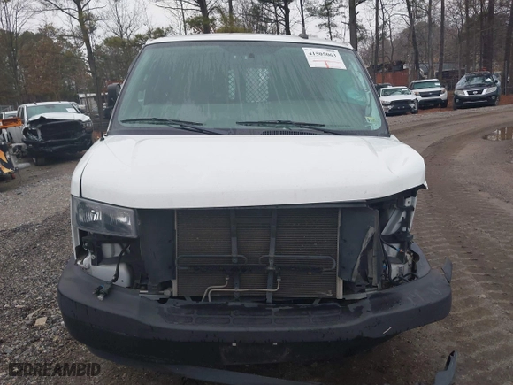 2019 GMC Savana Cargo Van with VIN 1GTW7AFG0K1187642, listed as a IAAI auction lot 41505063 with 103,846 mi miles. Bid and sale history available at carsss.com. Image 12.