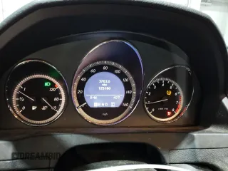 2010 Mercedes-Benz C 300 Sport with VIN WDDGF8BB6AR122231, listed as a Copart auction lot 49656425 with 125,180 mi miles and Clean title. Bid and sale history available at DreamBid. Image 9.