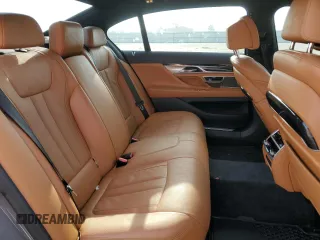 2020 BMW 7 Series 740i xDrive z VIN WBA7T4C02LGF97205, wystawiony jako Copart lot #69569084 z przebiegiem Nie podano mil oraz Szkoda całkowita • Salvage title. Historia ofert i sprzedaży dostępna na DreamBid. Obrazek 10.